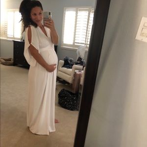 Ingrid and Isabel white maternity dress
